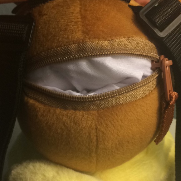 POKÉMON EEVEE PLUSH TOY/ BACKPACK - Picture 5 of 6